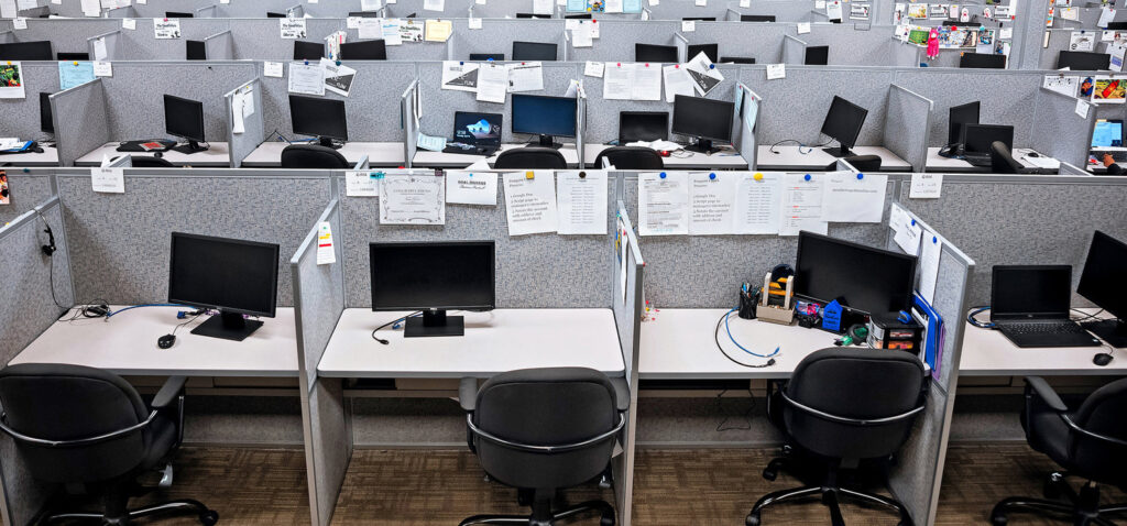 Office Dismantling Buyer in Gurgaon